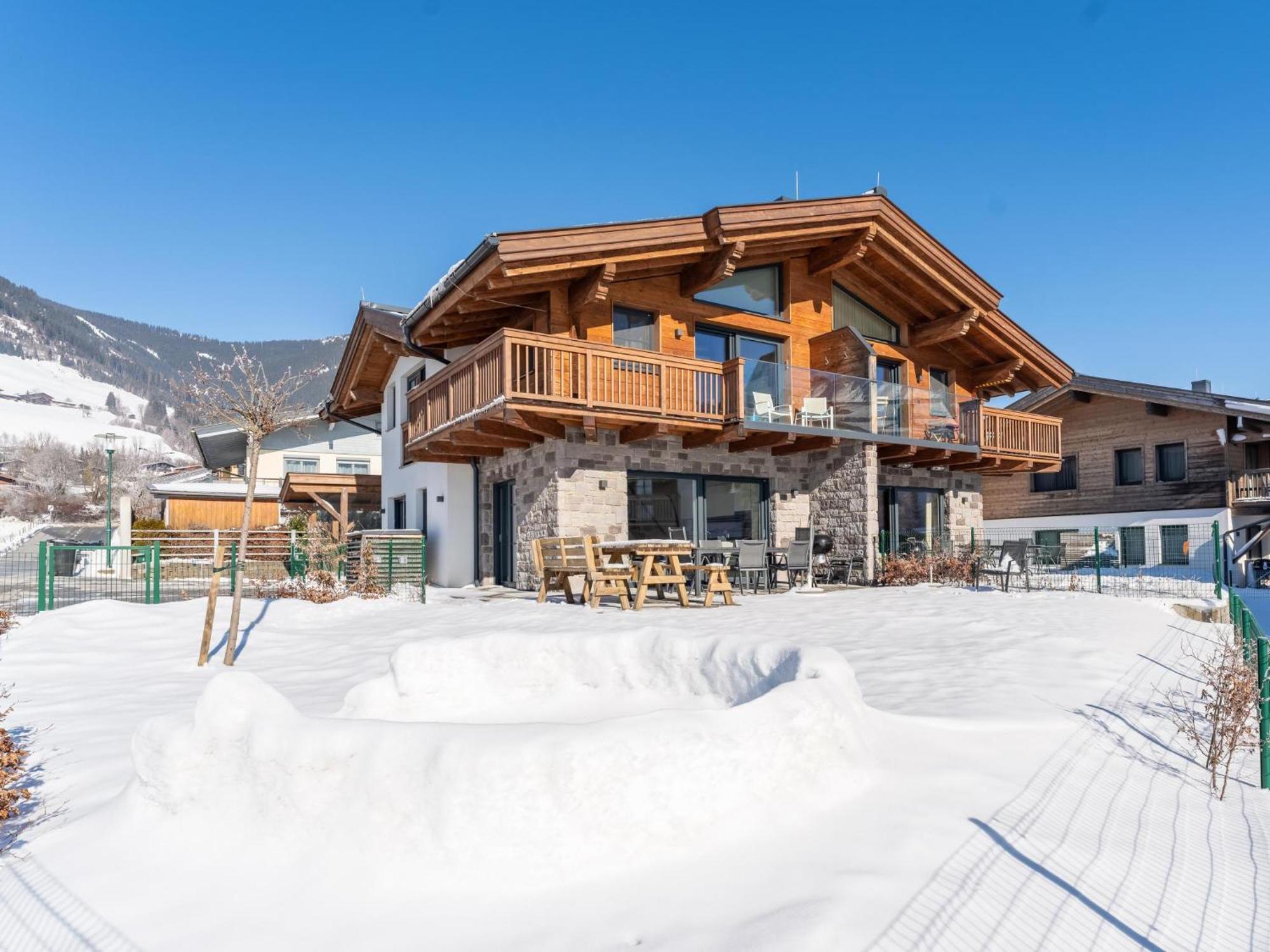 Tauern Lodge L ピーゼンドルフ エクステリア 写真